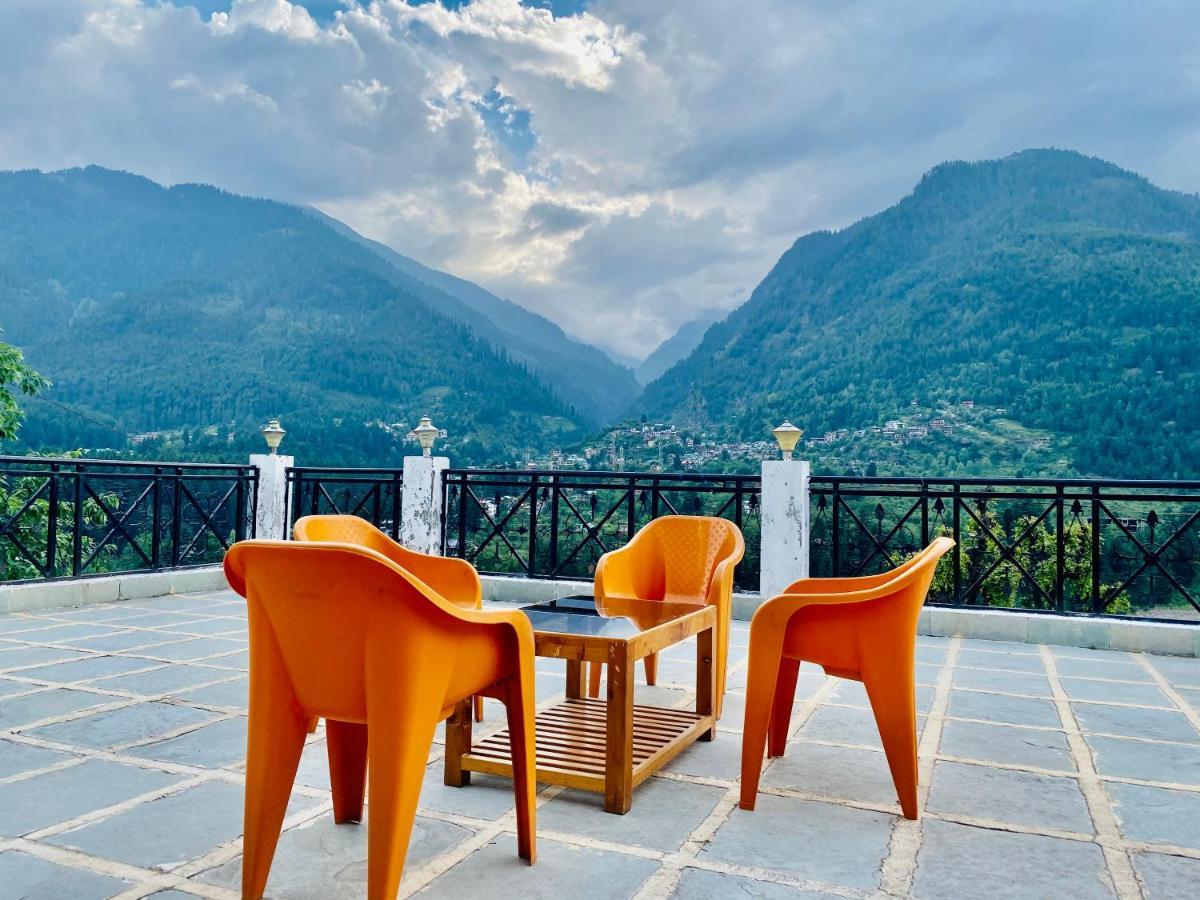 Holywood Classic-River View Resort Manali  Bagian luar foto